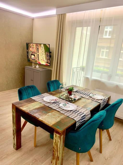 Brand New, Design Apartment Jojo, Oldtown, Balcony Bratislava Eksteriør billede